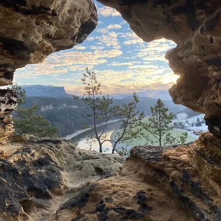 Nevada - Adults Only * באד שאנדאו